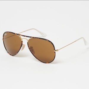 Aviator RayBan polarized sunglasses
